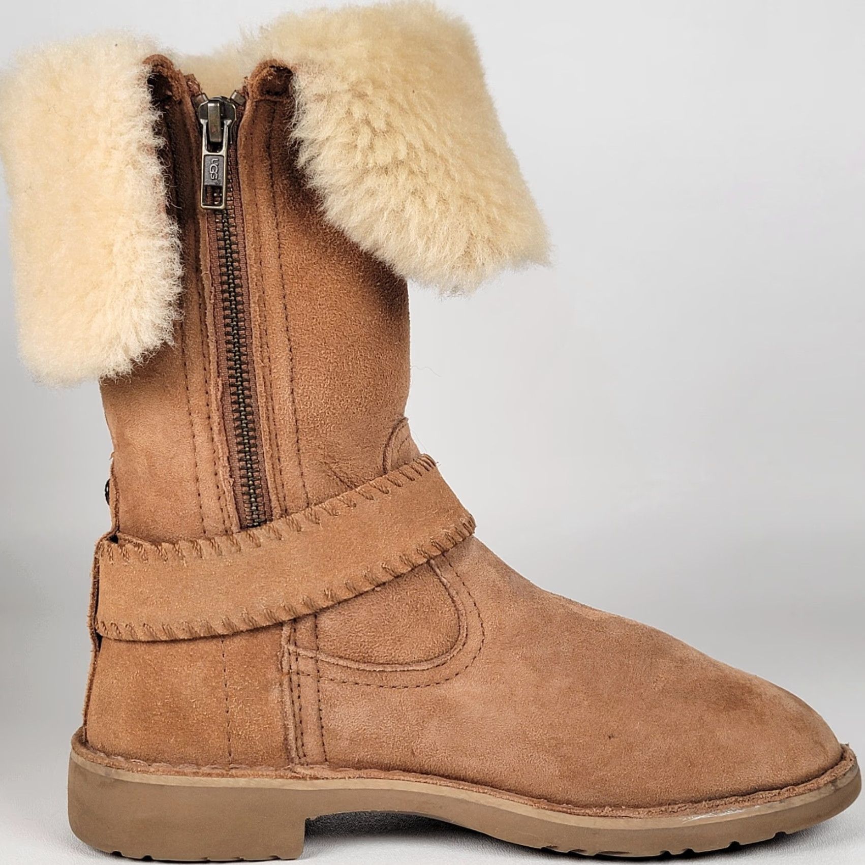 Ugg UGG Boots Women 5 US 36 EU Chestnut Brown Slip-On Lined Sheepskin Suede Flat Fall Winter Spring Womens Size US 6 / IT 36 - 5 Thumbnail