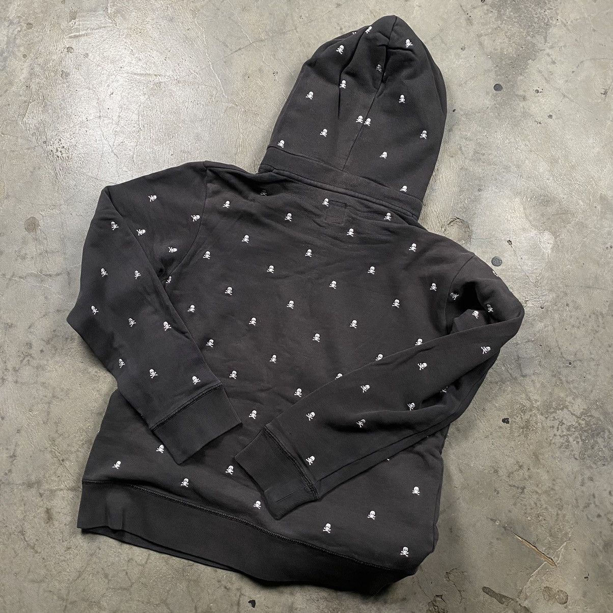 If Six Was Nine × Japanese Brand × Le Grande Bleu (L.G.B.) y2k Skulls Embroidery AOP Zip Up Size US S / EU 44-46 / 1 - 6 Thumbnail