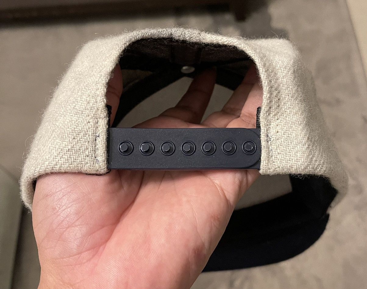 Supreme Supreme Vintage F*ckouttahere Snapback Cap Size ONE SIZE - 4 Thumbnail