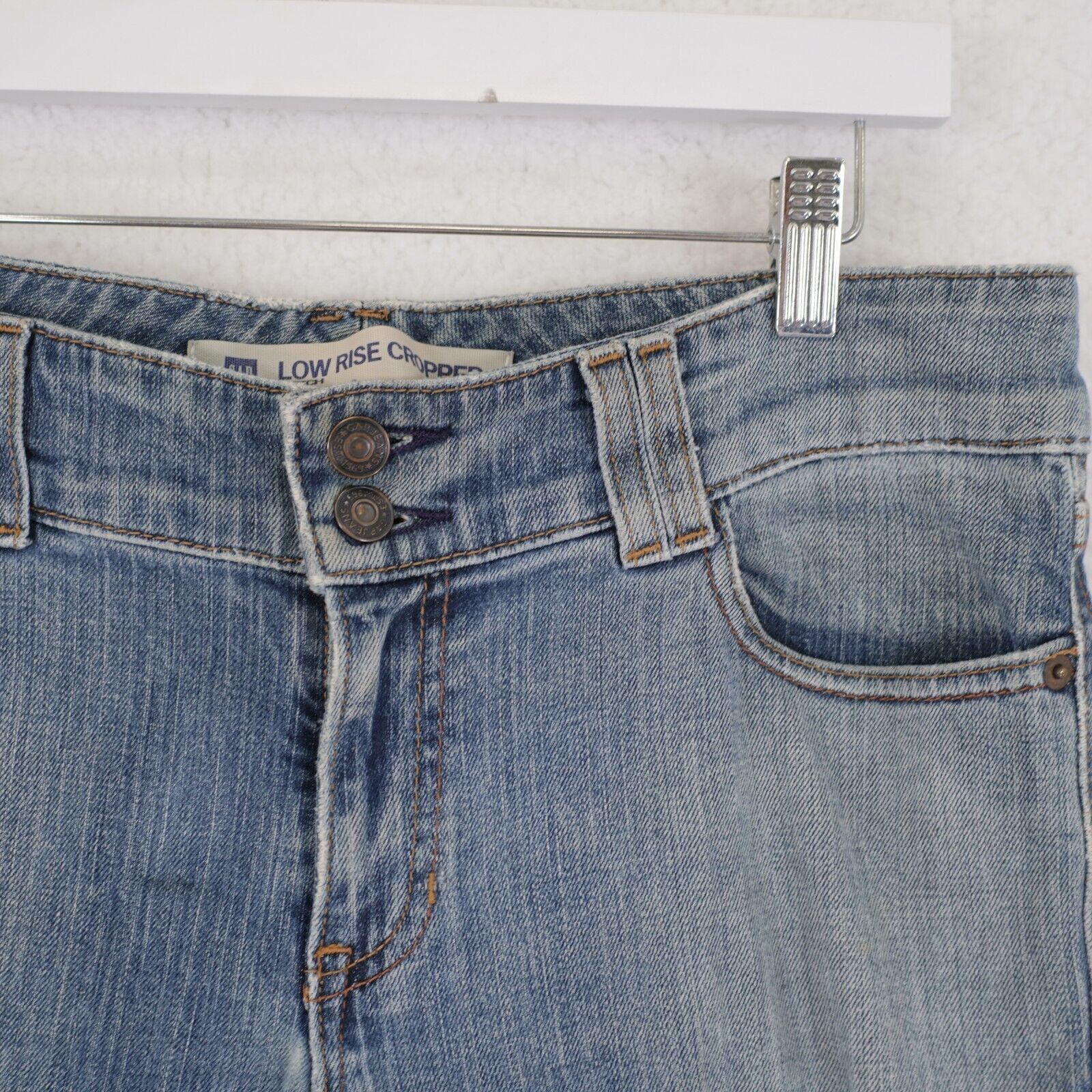 Gap Gap Low Rise Cropped Denim Stone Wash Blue Denim Jeans Size Size 32" / US 10 / IT 46 - 3 Thumbnail