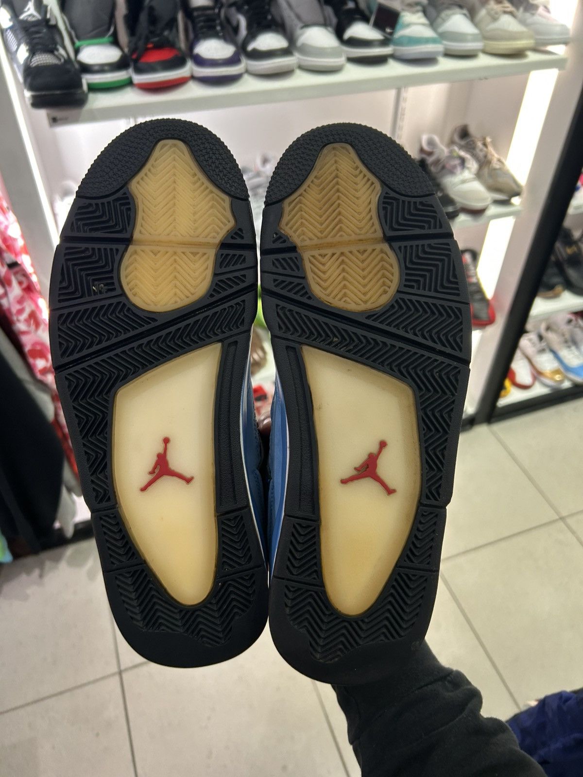 Jordan Brand × Travis Scott Jordan 4 retro travis scott cactus jack Size US 11 / EU 44 - 9 Thumbnail
