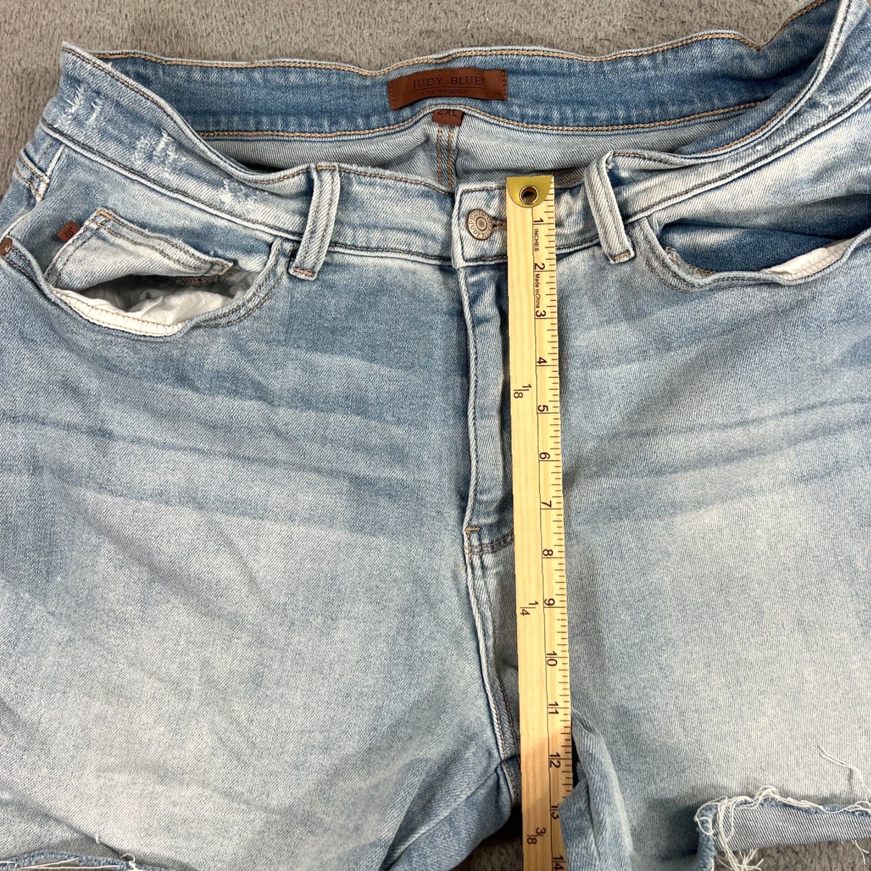 Denime JUDY BLUE Denim Cut-Off Shorts Women’s 2XL Blue Distressed Stretch JB15207LT Size 40" / US 18 - 4 Thumbnail
