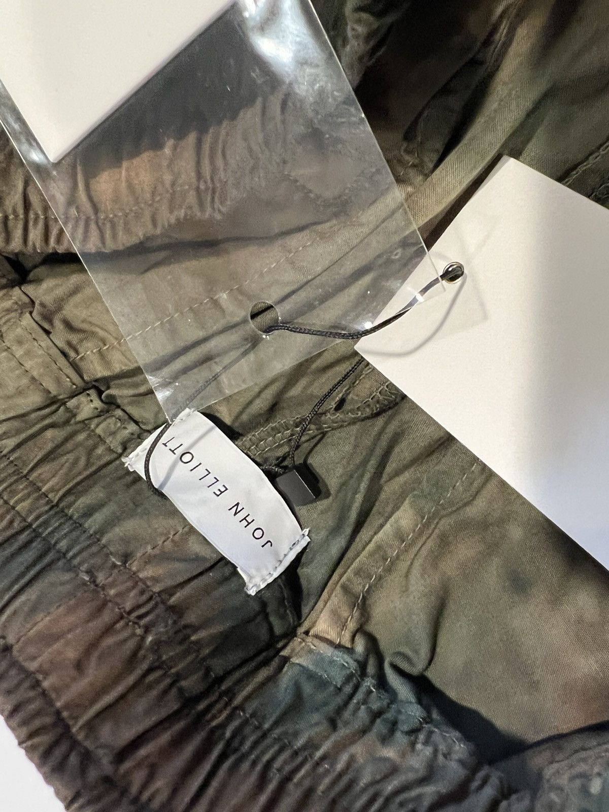 John Elliott John Elliott tie dye cargo camo pants. 2/M. $498 Size US 32 / EU 48 - 5 Thumbnail