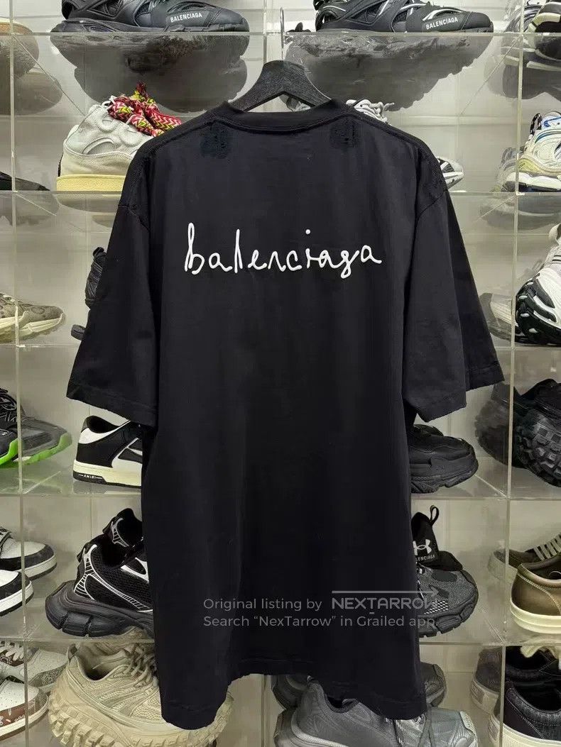 Balenciaga Balenciaga Qixi Solid Heart Shape Aged Effect Short Sleeve Size US M / EU 48-50 / 2 - 2 Thumbnail