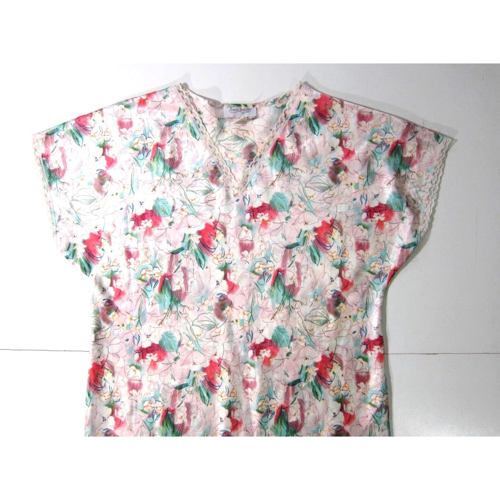 Pinko Vintage Sarah Bentley Intimates Pink Green Floral Lace V-Neck Cami Nightgown M Size ONE SIZE - 3 Thumbnail