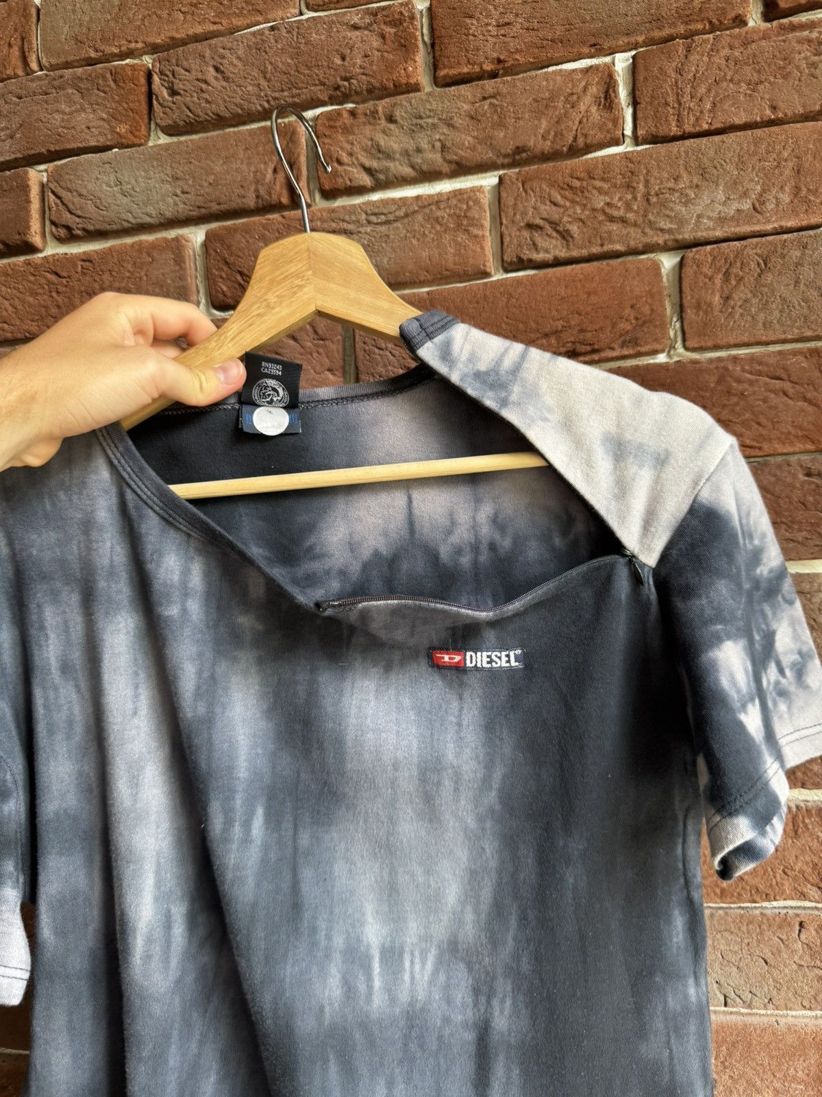 Diesel Vintage Diesel T-Shirt Big Logo Blue Y2k Hype Designer Size US S / EU 44-46 / 1 - 6 Thumbnail