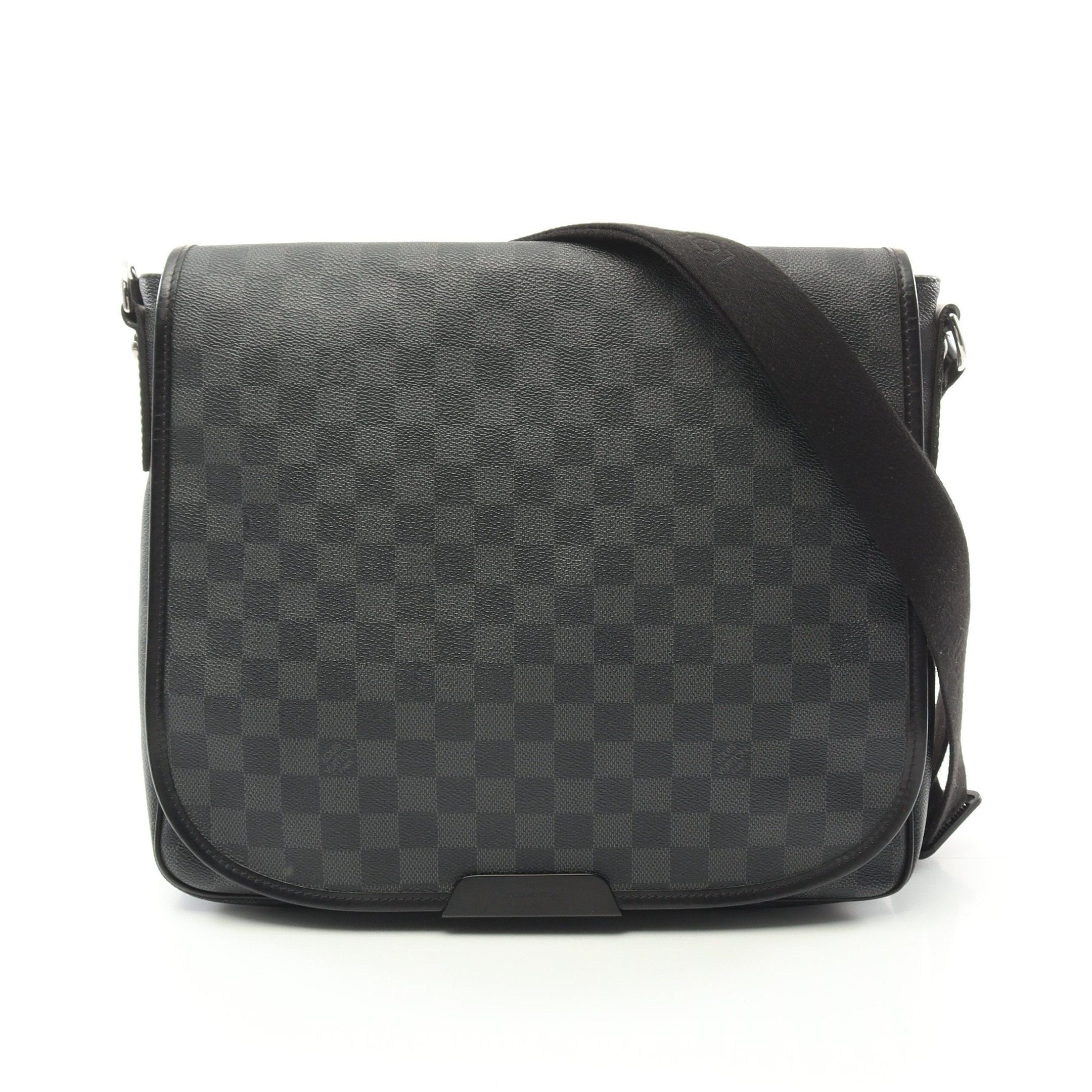 Louis Vuitton Louis Vuitton Daniel Mm Damier Graphite Shoulder Bag Leather Black Size ONE SIZE - 1 Thumbnail