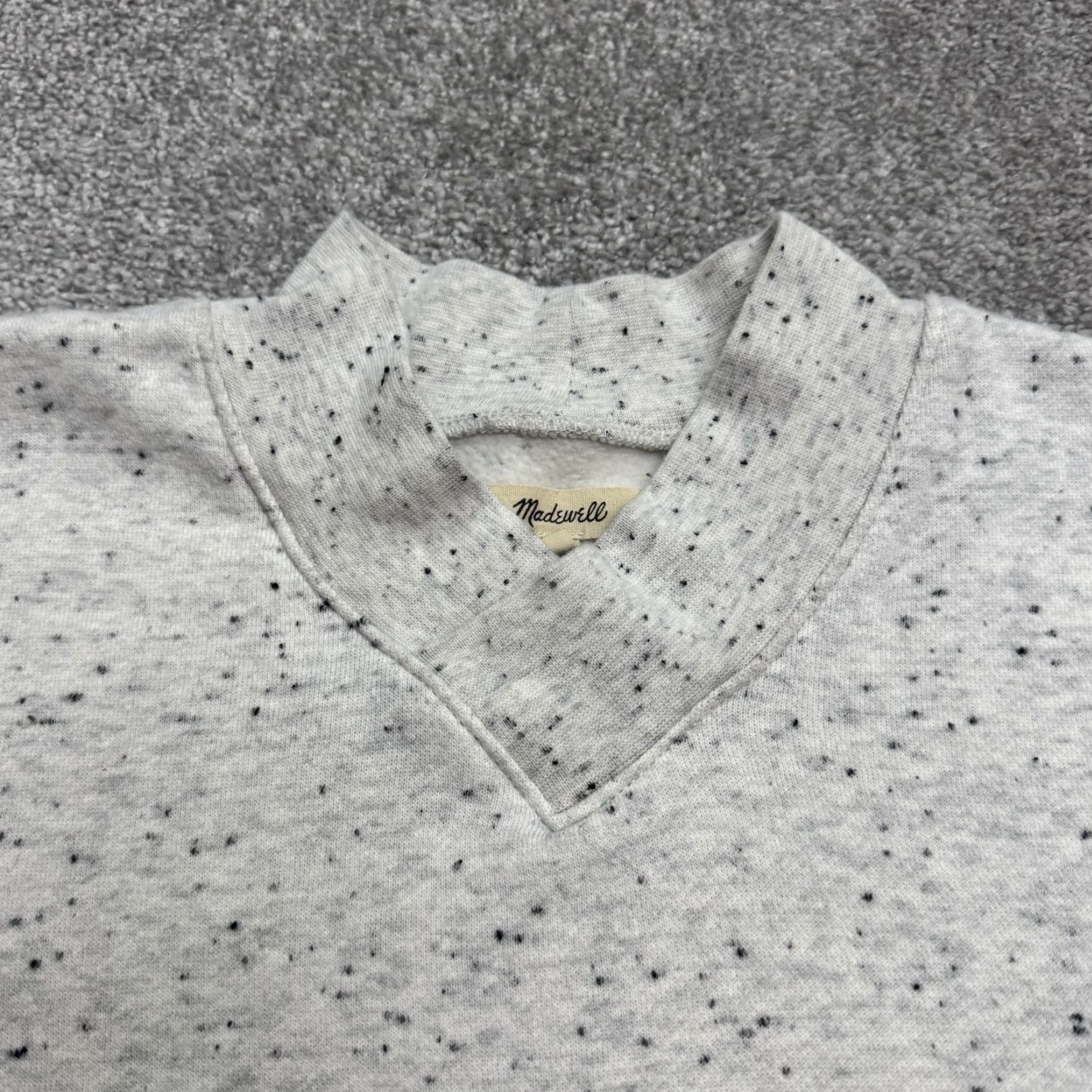 Madewell Madewell Sweatshirt V-Notch Pullover Gray Womens XL Regular Fit Size L / US 10 / IT 46 - 3 Thumbnail