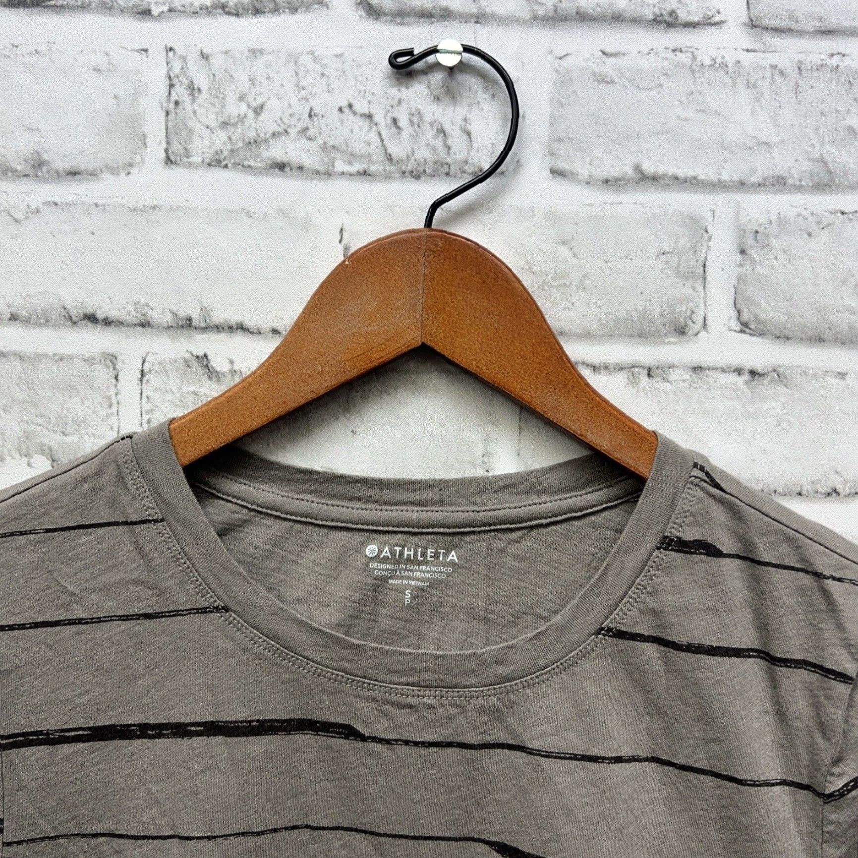 Athleta Athleta Striped T-Shirt Womens Small Beige Size S / US 4 / IT 40 - 2 Thumbnail