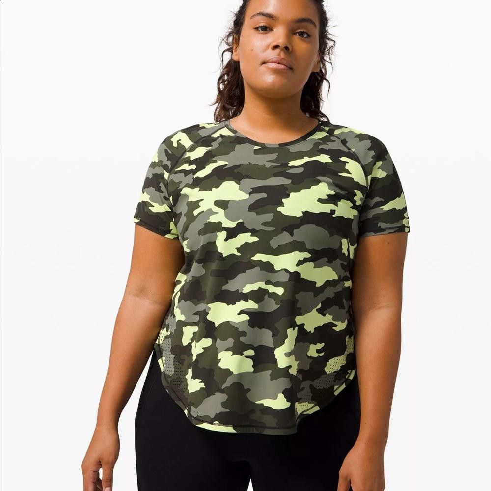 Lululemon Lululemon Green Camo UVP Run Athletic Short Sleeve Shirt Size S / US 4 / IT 40 - 1 Thumbnail