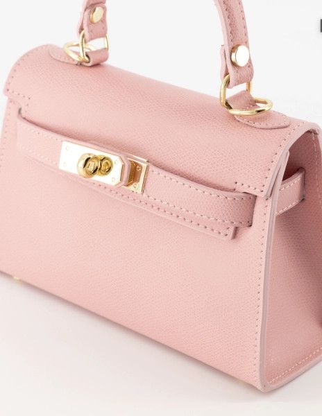 Genuine Leather A handbag made of genuine leather. Size ONE SIZE - 2 Thumbnail