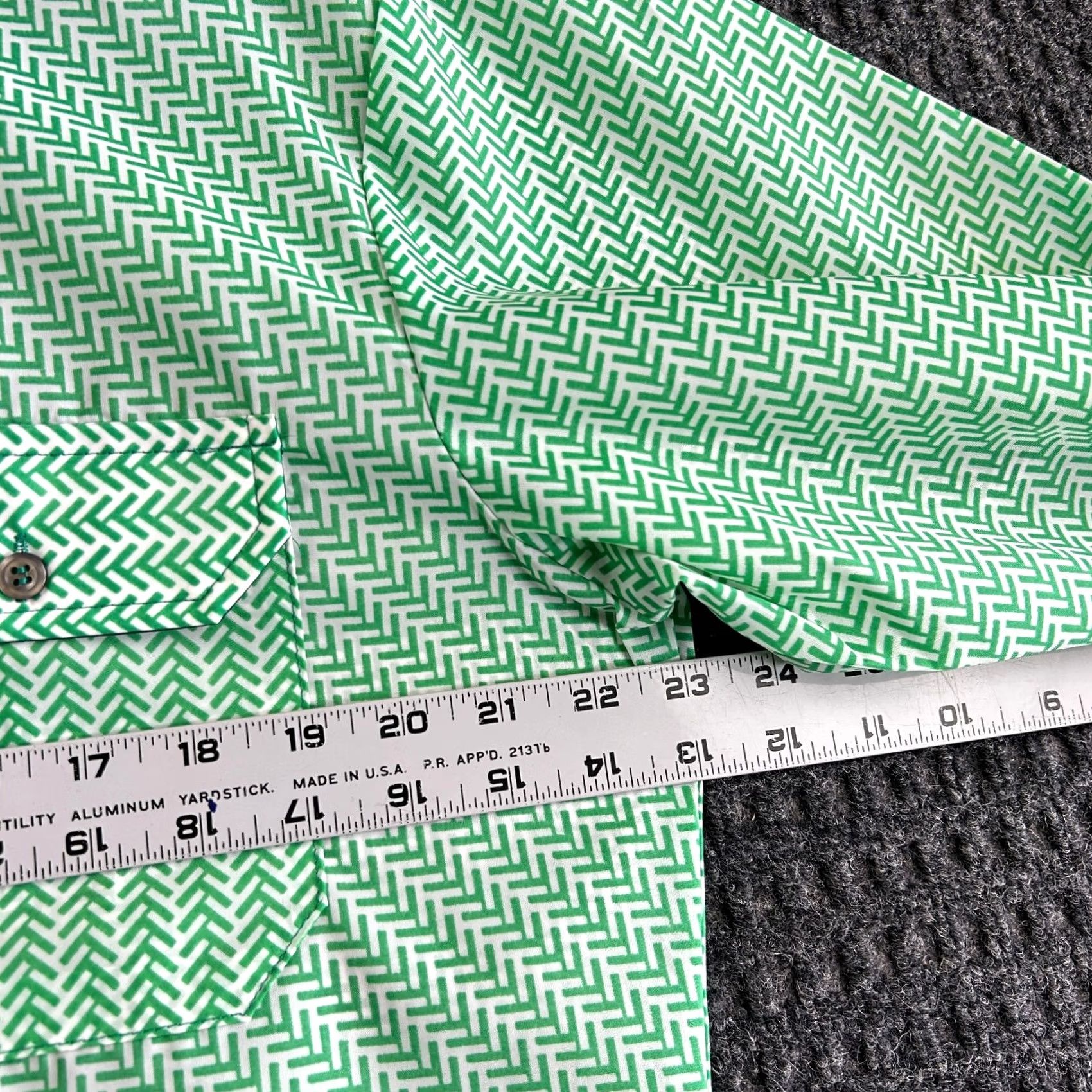 Obermeyer VINTAGE Obermeyer Button-Up Shirt NEW L Green Zig Zag Pattern 70's 80's Mens Long Sleeve Collared Cotton Nylon Blend Size US L / EU 52-54 / 3 - 7 Thumbnail