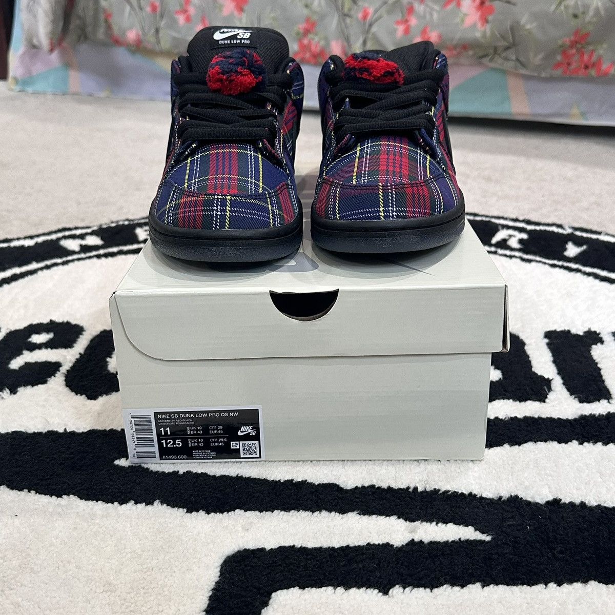 Nike SB Nike SB Dunk Low ‘Nardwuar’ Size US 11 / EU 44 - 5 Thumbnail