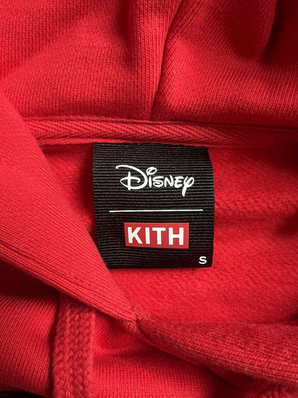 Disney × Kith KITH x Disney Red Sleeve Patches Hoodie FW19 NEW Size US S / EU 44-46 / 1 - 6 Thumbnail