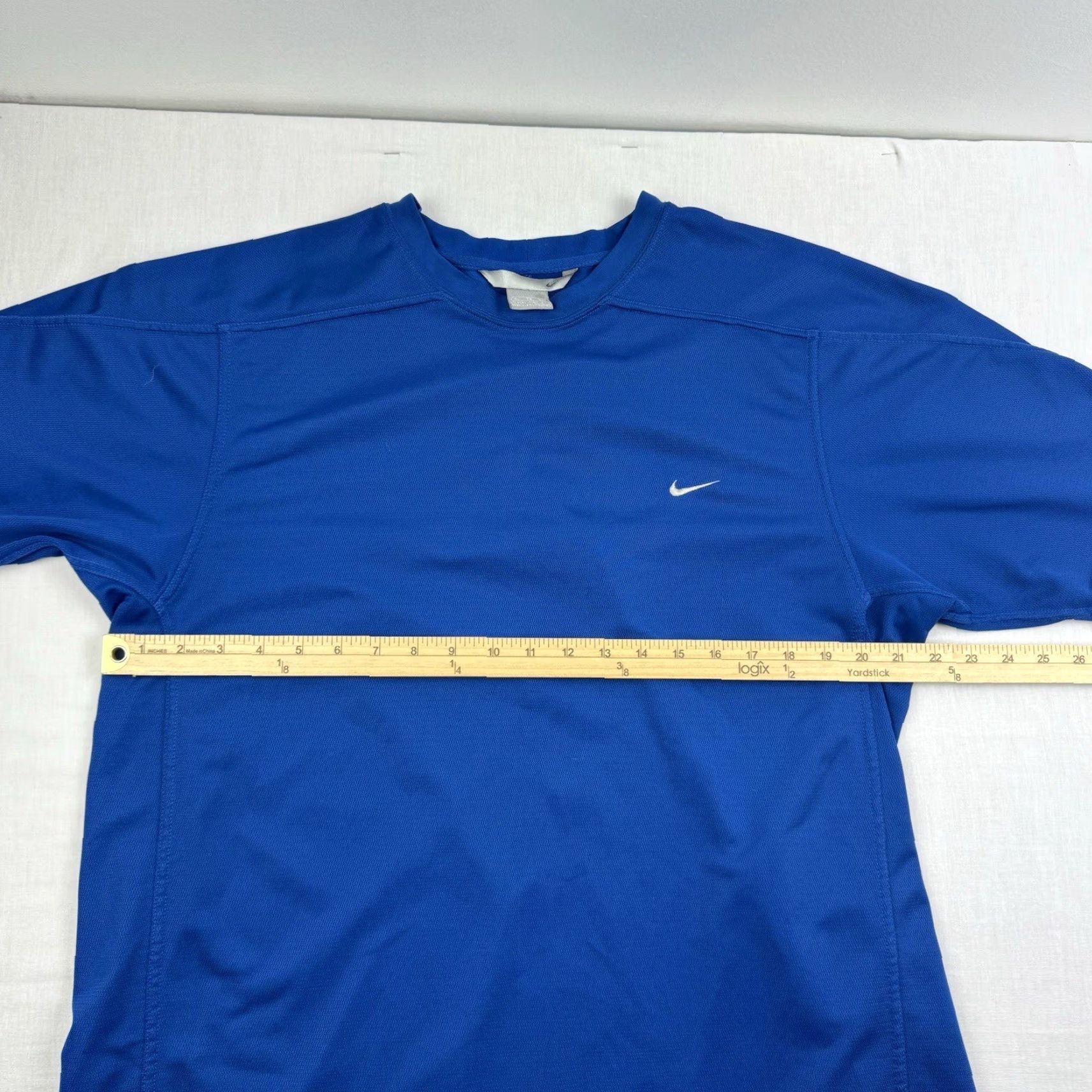 Nike VINTAGE Nike Athletic Shirt Men XL Blue Sports T-Shirt Crew Neck Short Sleeve Y2K Silver Tag Size US XL / EU 56 / 4 - 6 Thumbnail
