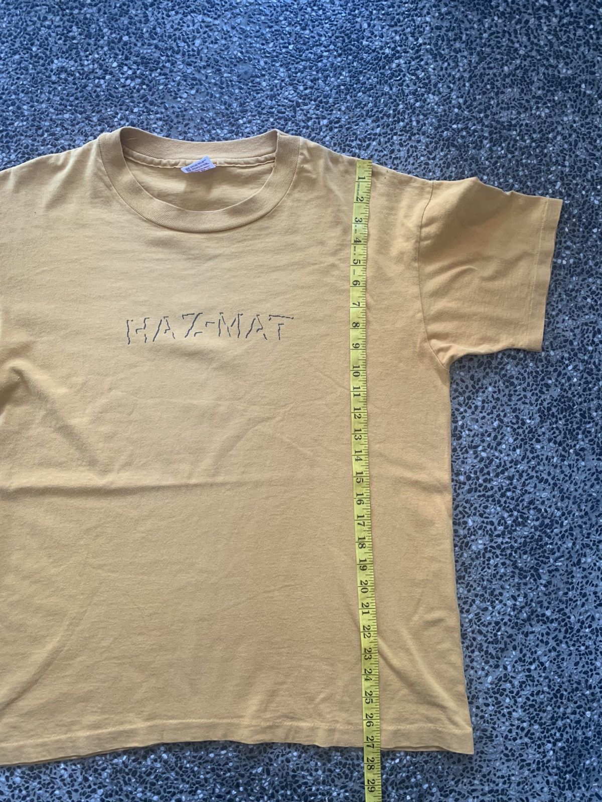 Vintage Vintage 90s Hazmat Snowboards Skull Graphics T shirt Size US L / EU 52-54 / 3 - 7 Thumbnail