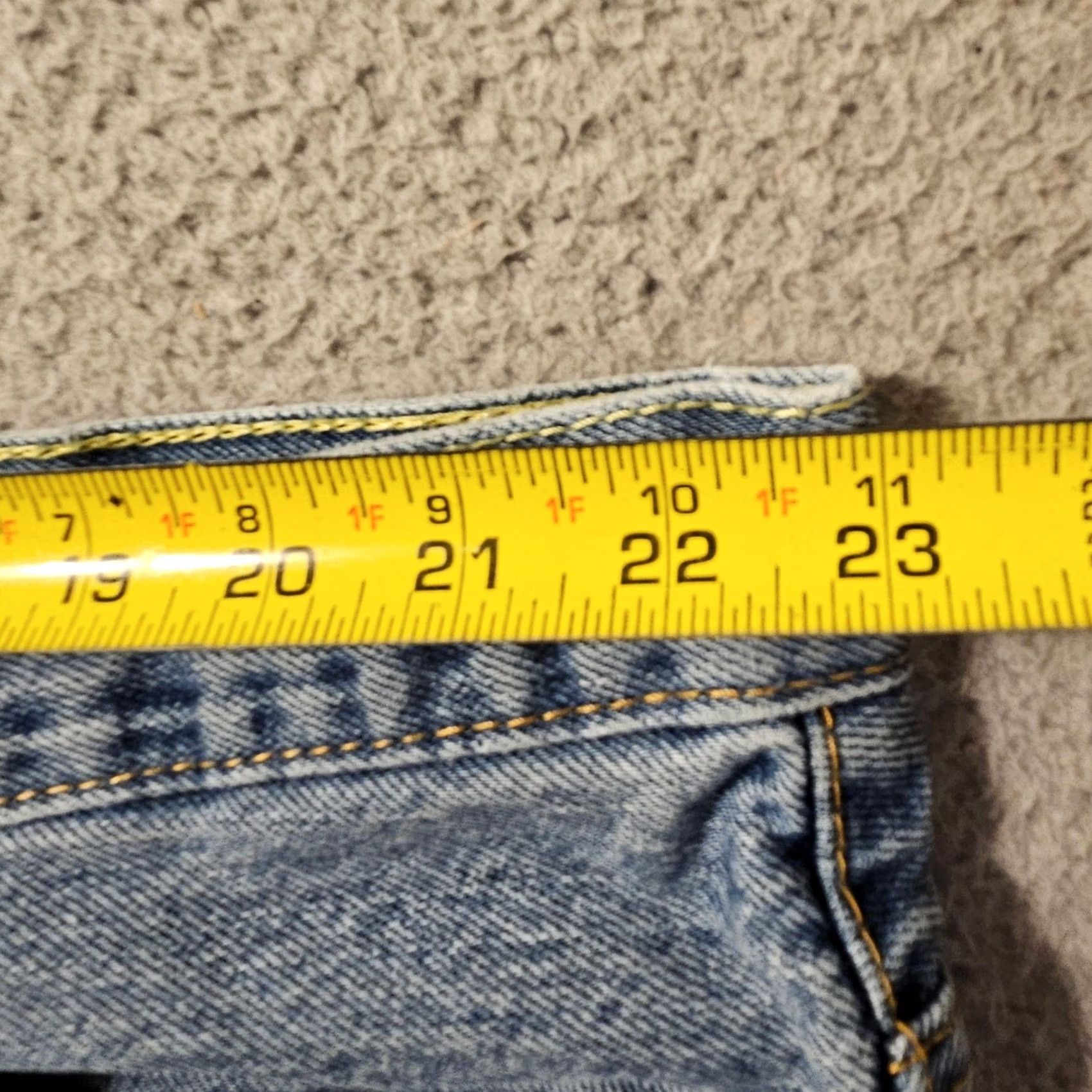 Levi's VINTAGE Levi's 560 Jeans Men's 46 x 32 Blue Relaxed Fit Tapered Leg Size Size US 30 / EU 46 - 7 Thumbnail