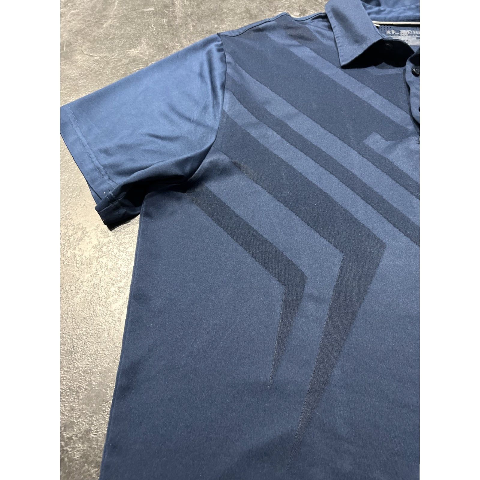 Under Armour Under Armour Polo Shirt Mens 2XL Navy Blue Short Sleeve Golf Moisture Wicking Breathable Vented Back Size US XXL / EU 58 / 5 - 6 Thumbnail