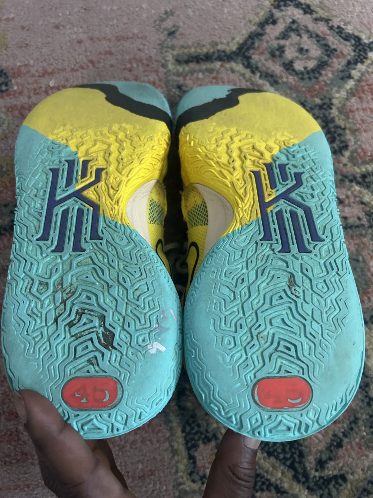 Nike Nike Kyrie 7 1 World 1 People Size US 12 / EU 45 - 5 Thumbnail