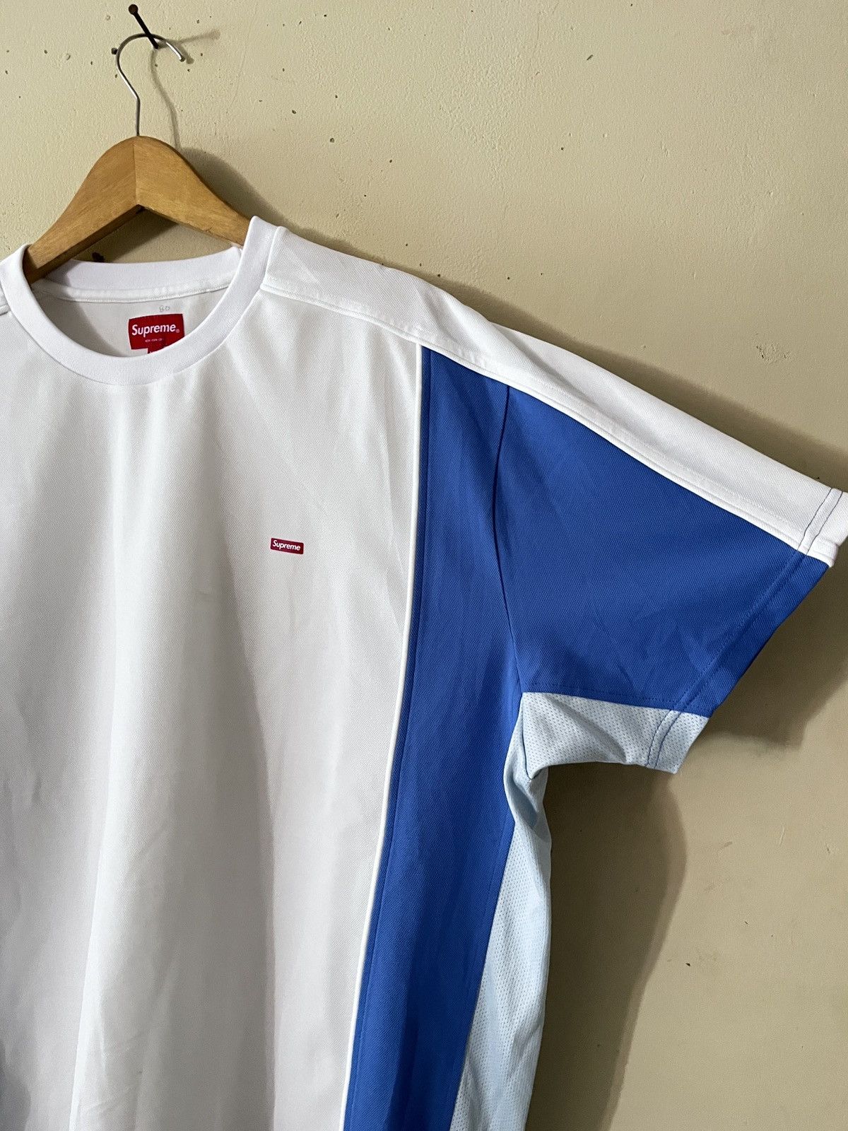 Supreme SUPREME SMALL LOGO Size US XXL / EU 58 / 5 - 3 Thumbnail