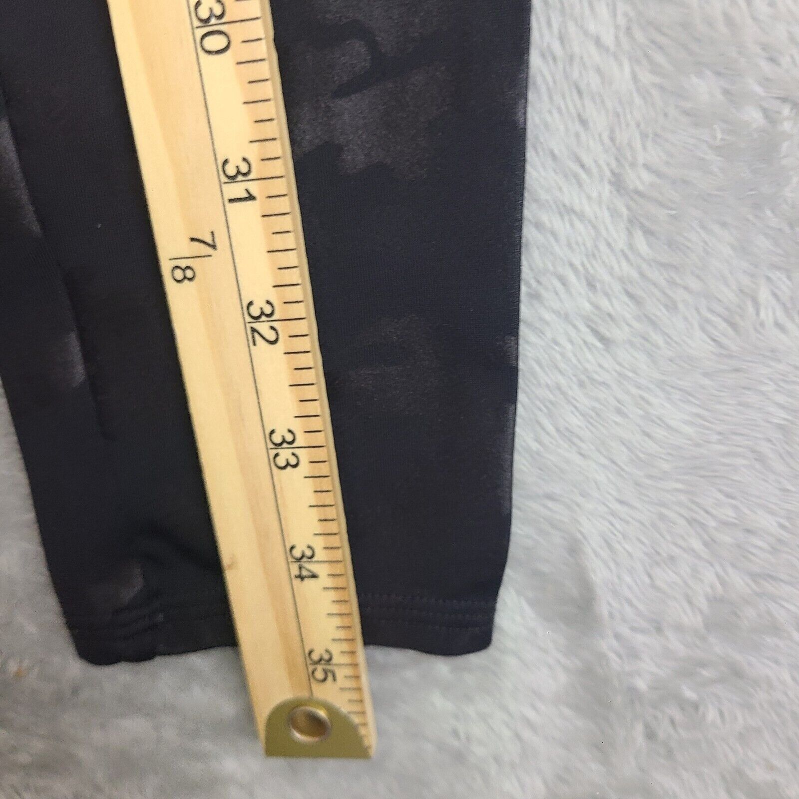 Spanx Spanx Black Faux Leather Black Camo Camouflage Leggings Size Size 33" - 4 Thumbnail
