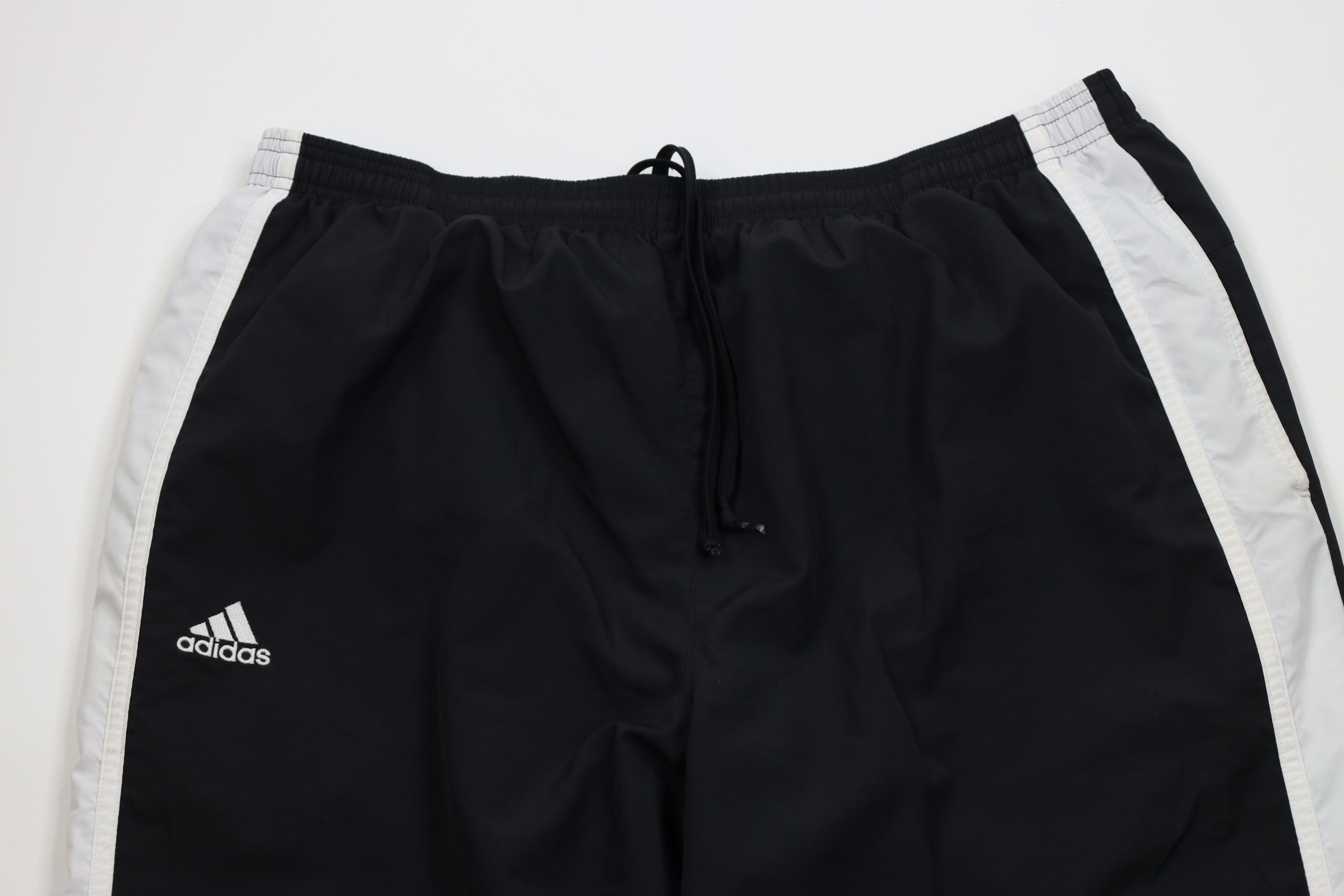 Adidas Vintage Y2K Adidas Spell Lined Wide Leg Windbreaker Pants Size US 38 / EU 54 - 2 Thumbnail