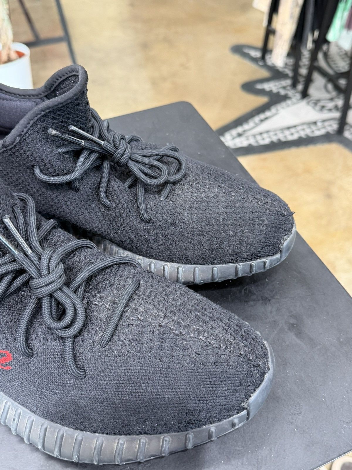 Adidas Adidas Yeezy Boost 350 V2 Black Red Size 13 (2017) Size US 13 / EU 46 - 8 Thumbnail