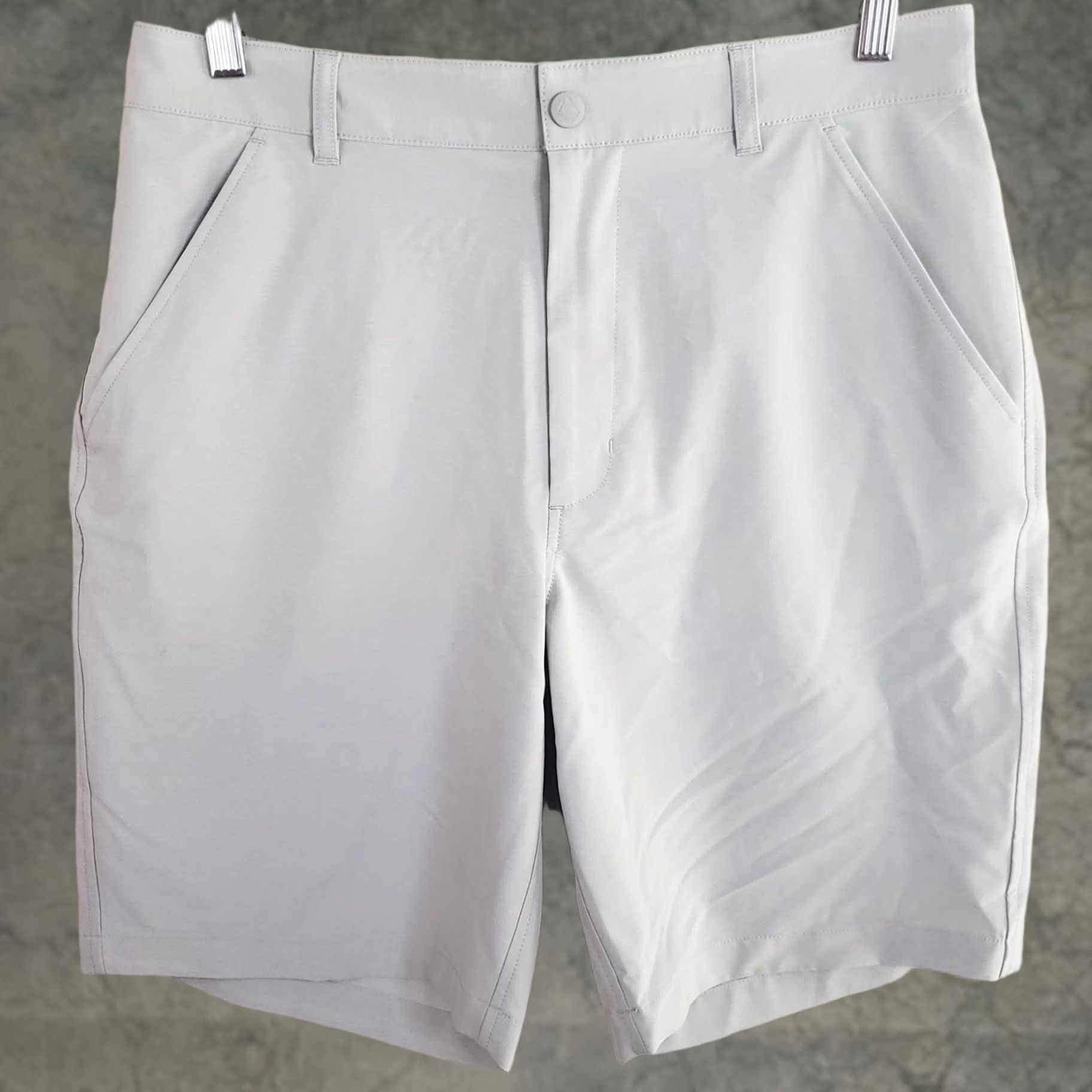 Vintage Ocean + Coast Men's Shorts Gray 32" x 9" Inseam Flat Front Chino Beach Outdoor Size US 32 / EU 48 - 1 Thumbnail