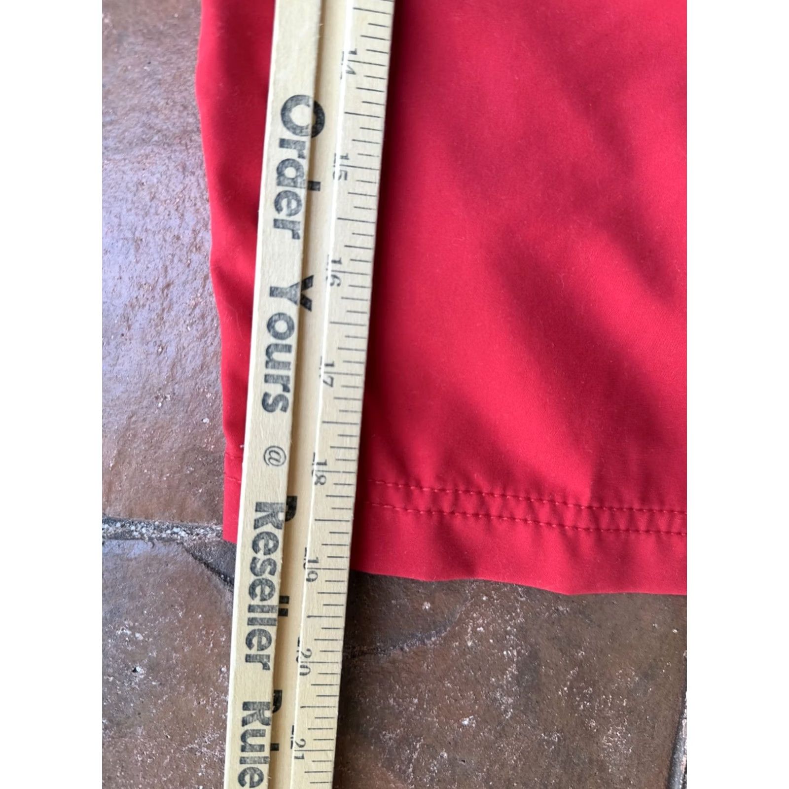 Oakley VINTAGE Oakley Board Shorts Men 33 Red Drawstring Surf Camouflage Beach 90s Grunge Surfer Mens Size US 33 - 8 Thumbnail
