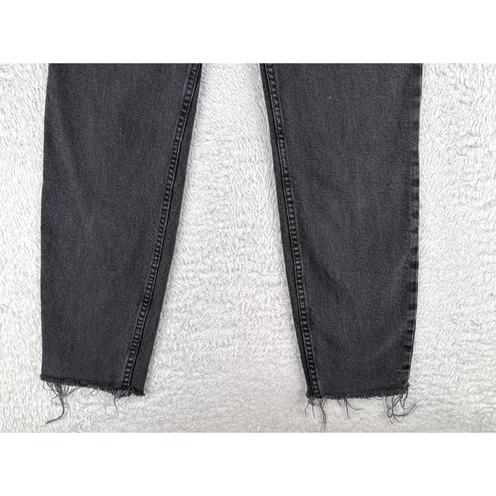 Vintage Divided Jeans Womens 0 Black Denim Tapered Raw Hem Button Fly Cotton Blend 22x25 Mens? Size 25" / US 0 / IT 36 - 2 Thumbnail