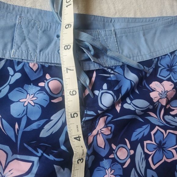 Designer Art & Soul Blue Floral Sz. M Shorts Swim Size 35" - 7 Thumbnail