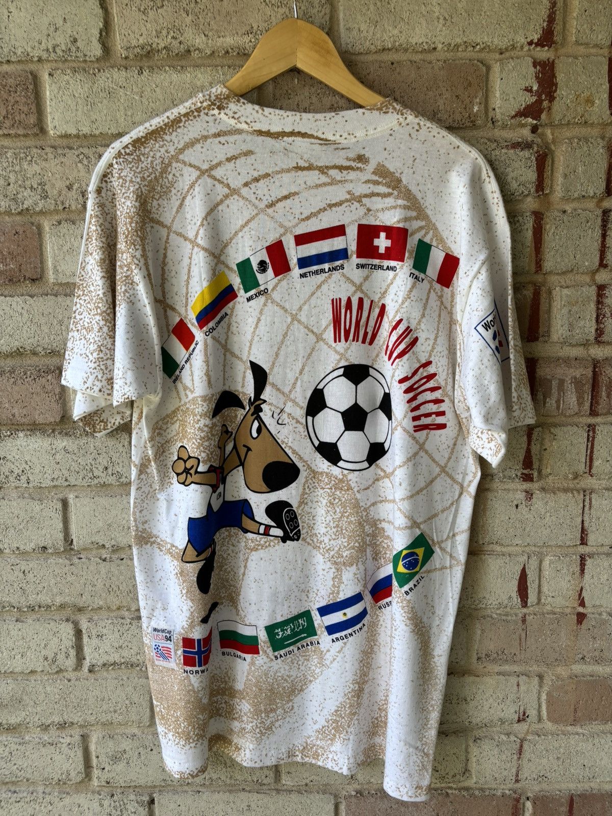 Vintage Vintage 1994 World Cup USA Aop Shirt Size US L / EU 52-54 / 3 - 5 Thumbnail