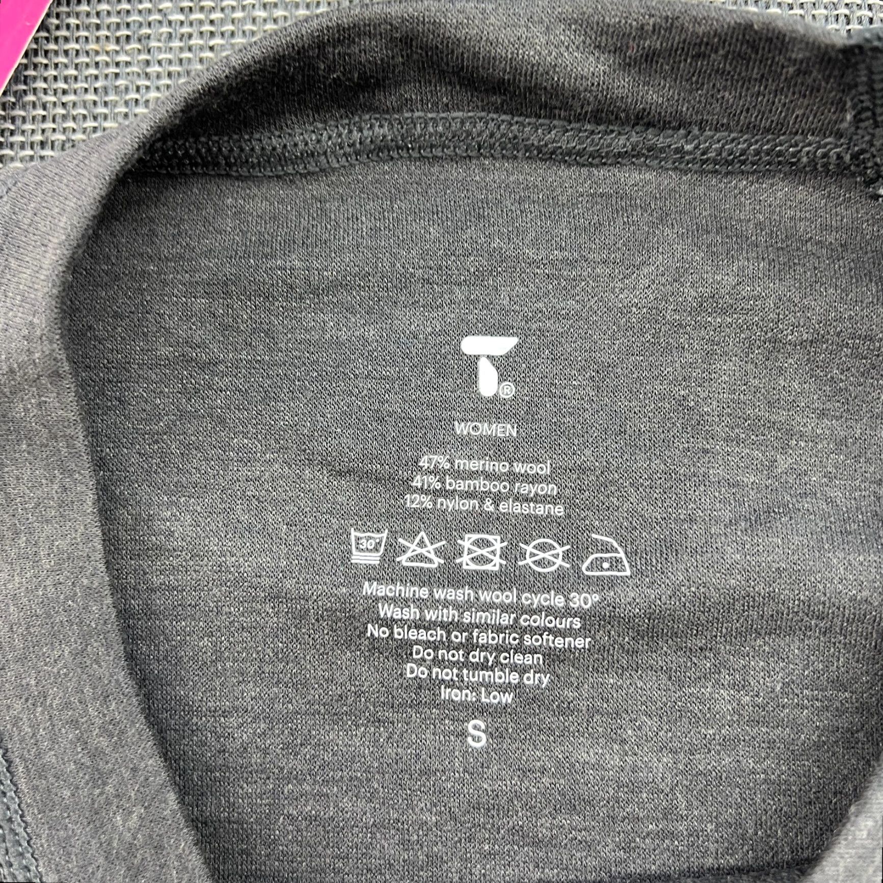 Vintage Tufte Base Layer Shirt Womens Small Merino Wool Blend Bamboo Gray Outdoor Ladies Shirt Pullover Long Sleeve Athletic Breathing Thermal Size S / US 4 / IT 40 - 5 Thumbnail