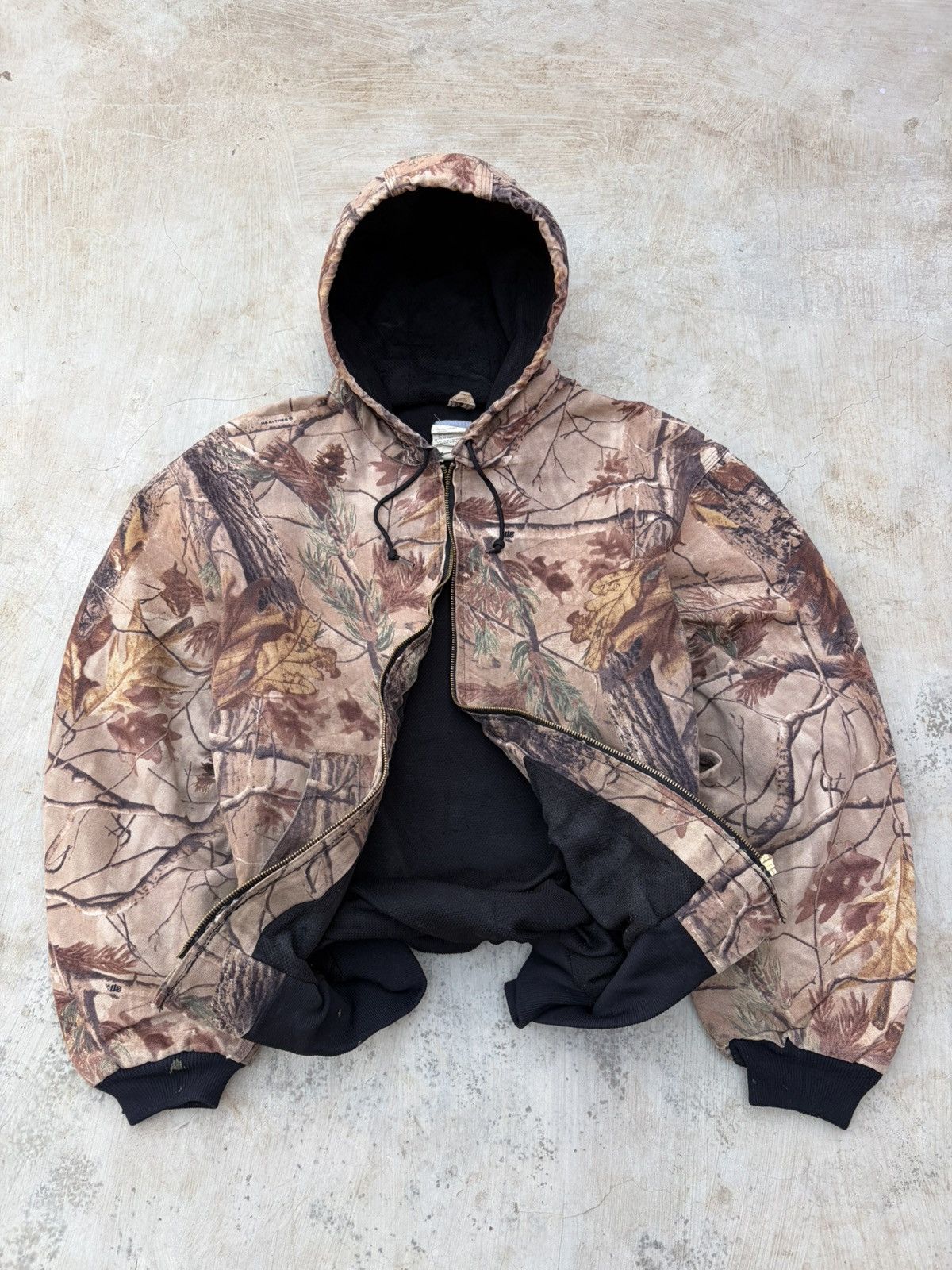 Carhartt Vintage 00s Sunfaded Carhartt X Realtree Active Jacket Size US XL / EU 56 / 4 - 7 Thumbnail