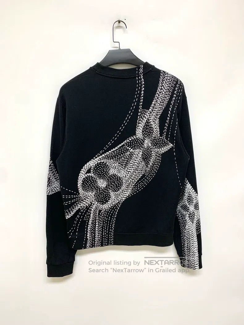 Louis Vuitton Louis Vuitton Three-flower crewneck sweatshirt Size US L / EU 52-54 / 3 - 2 Thumbnail