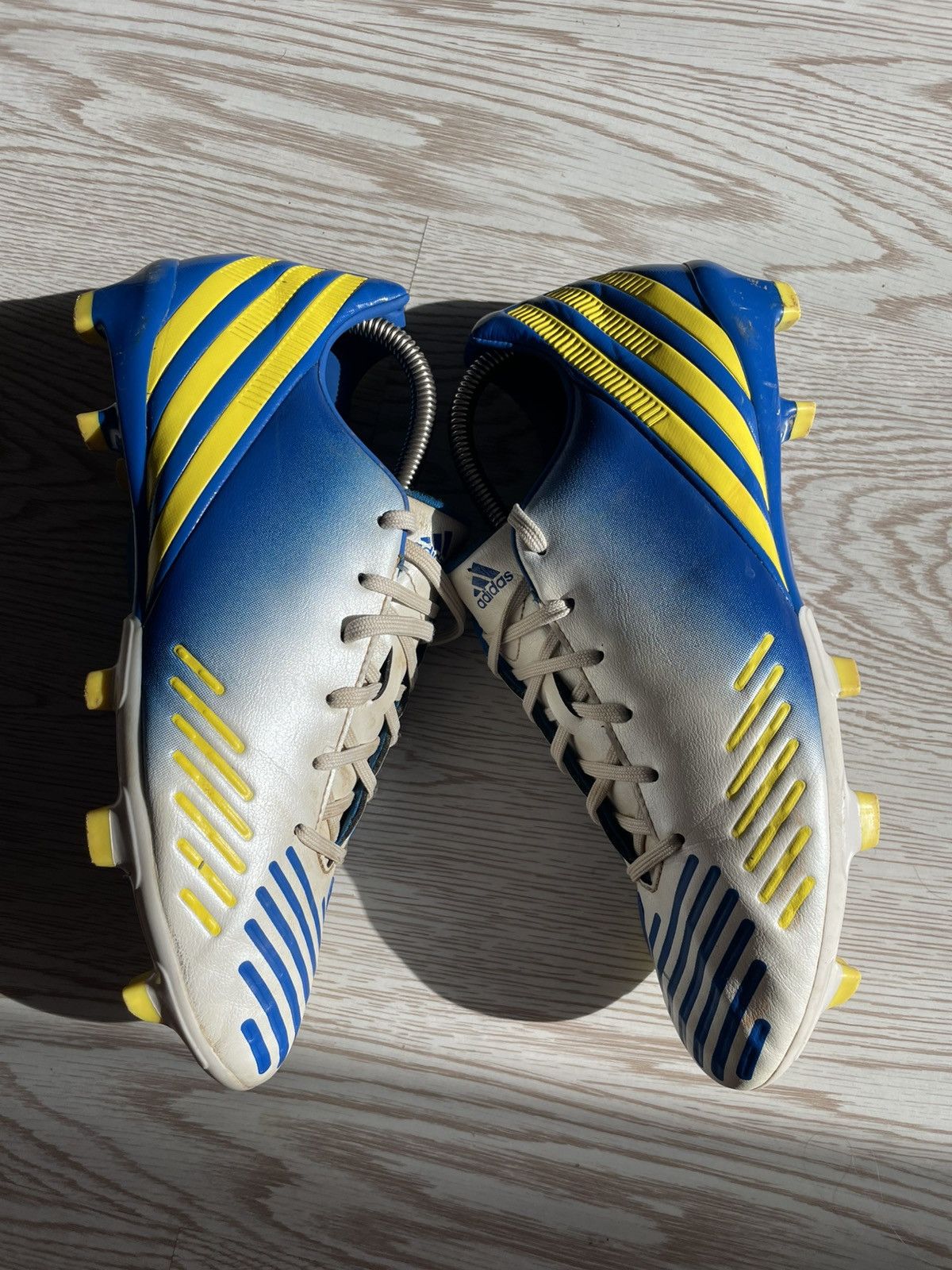 Adidas Adidas Predator Absolado Soccer Cleats size 41.5 Size US 8 / EU 41 - 3 Thumbnail