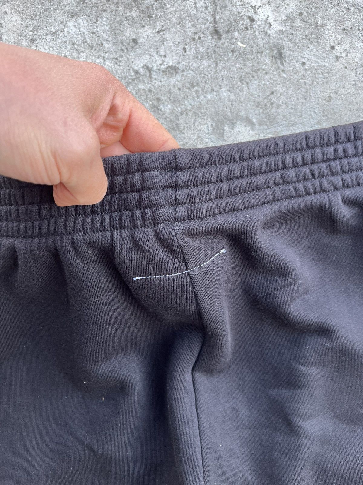 Maison Margiela FW14 Maison Margiela MM6 Painted Sweatpants Pants Y2K Size 27" / US 4 / IT 40 - 15 Thumbnail