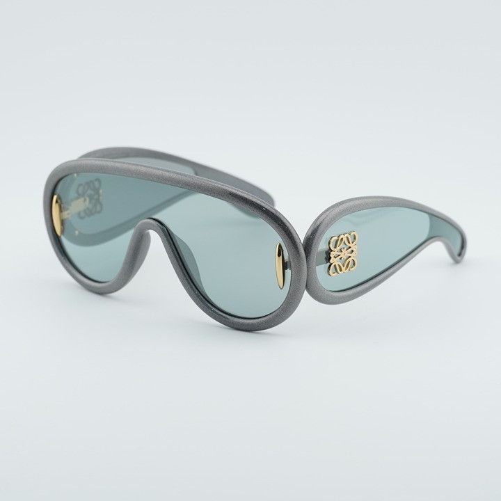 Loewe Loewe LW40108I O5X Sunglasses Metallic Grey Shield Frame Size ONE SIZE - 2 Thumbnail