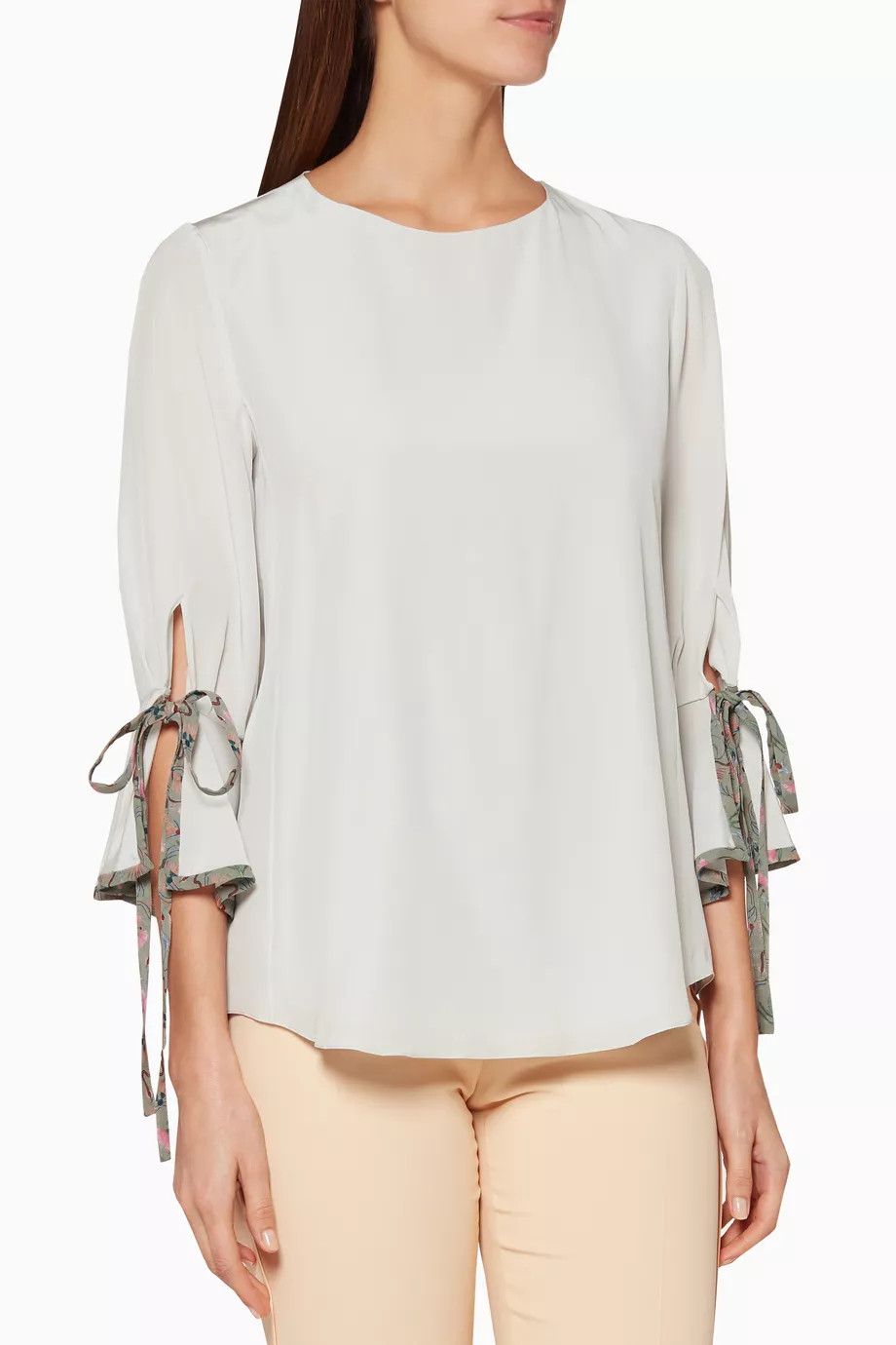 Chloe o1y0825 Silk Blouse in Light Gray Size S / US 4 / IT 40 - 2 Thumbnail
