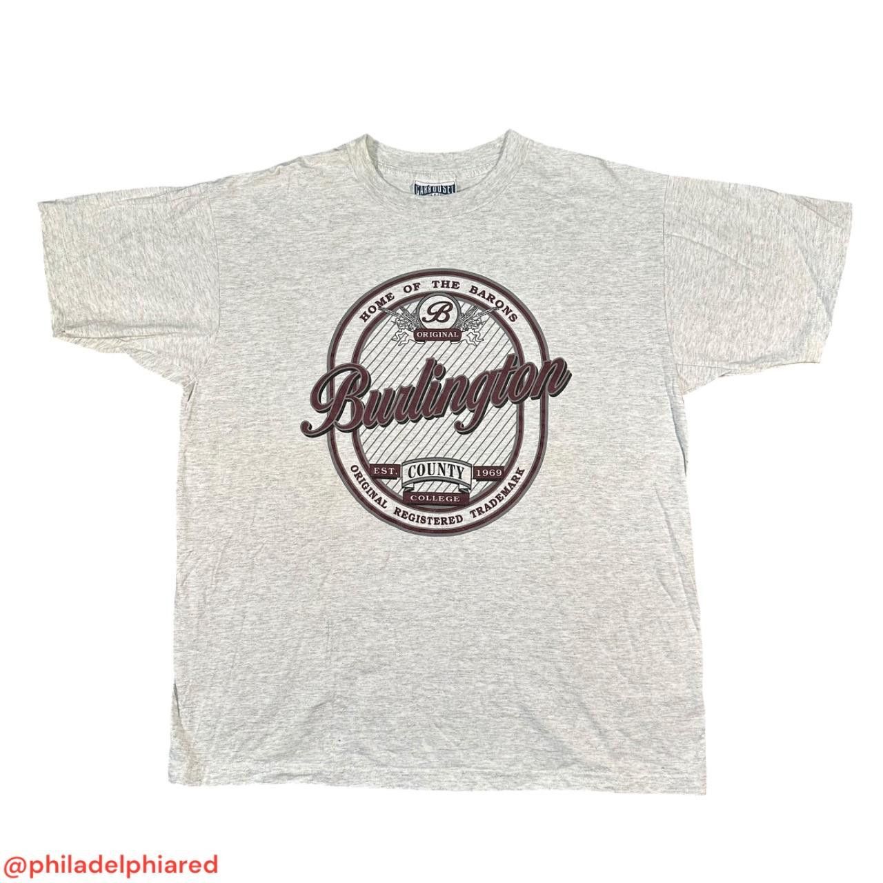 Designer Vintage 1990s Burlington County College t-shirt mens XL Size US XL / EU 56 / 4 - 1 Thumbnail