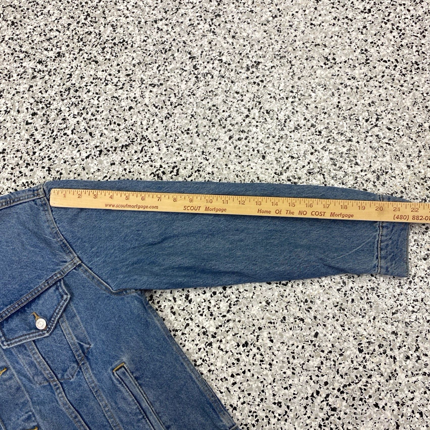 Levi's Levi's Denim Sample Stock Trucker Jacket M Blue Men Jean Jacket Denim Collared Lined Size US M / EU 48-50 / 2 - 3 Thumbnail