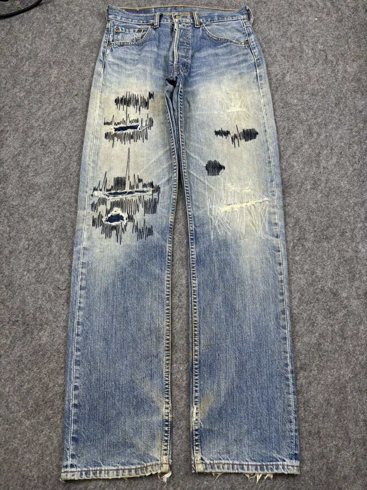 Levi's 💥Thrashed💥Vintage Levis 501 Crazy Rework Denim F823 Size US 28 / EU 44 - 21 Thumbnail