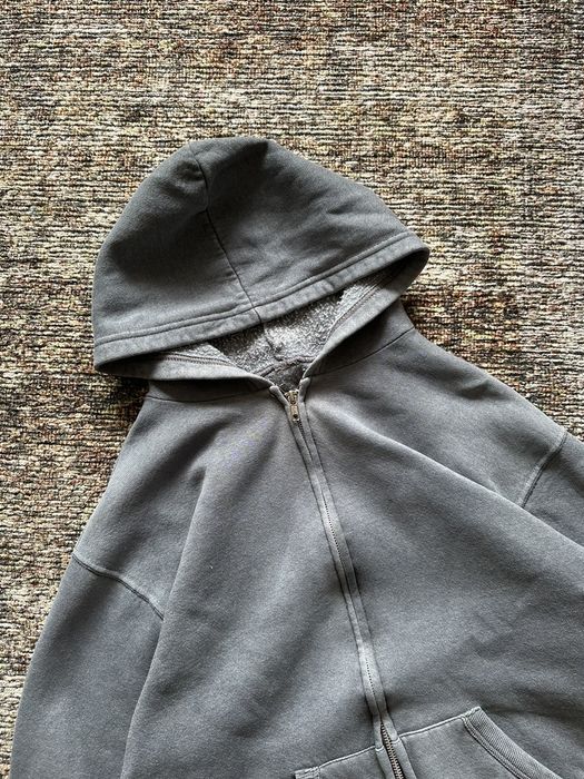 Vintage 1990s Vintage Russell Athletic Grey Boxy Zip Up Hoodie | Grailed