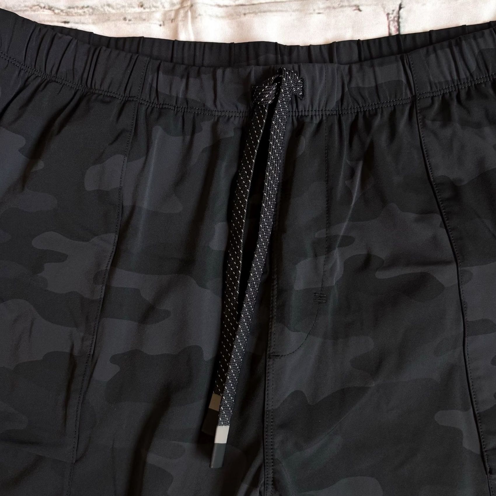 Fabletics Mens Fabletics The One Joggers Pants Black Tactical Camo 2XL / 31" inseam - Athletic Pants Mens Size US 39 - 4 Thumbnail