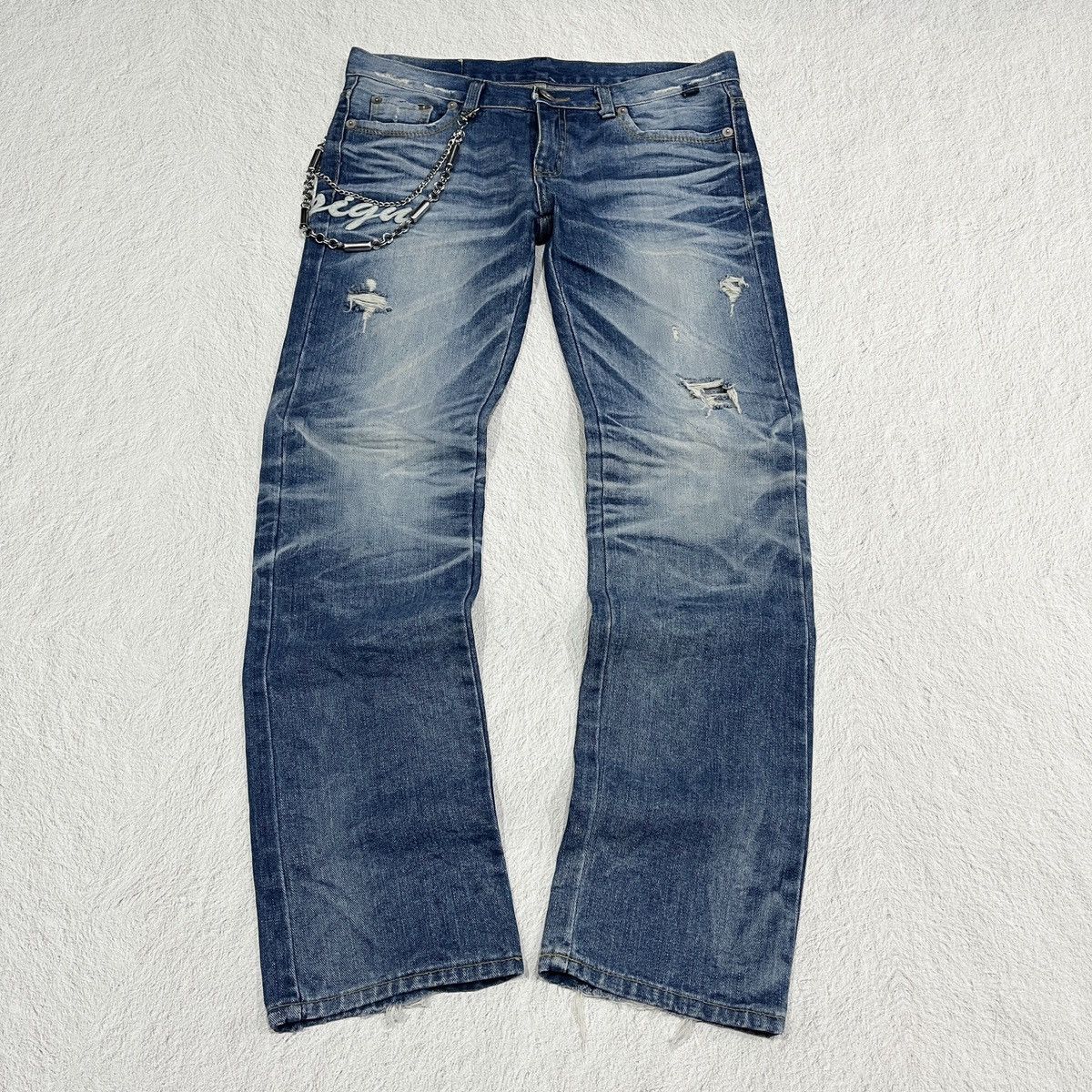 2000s HOW DENIM COMPANY DISTRESSED SUPER FADED JEAN