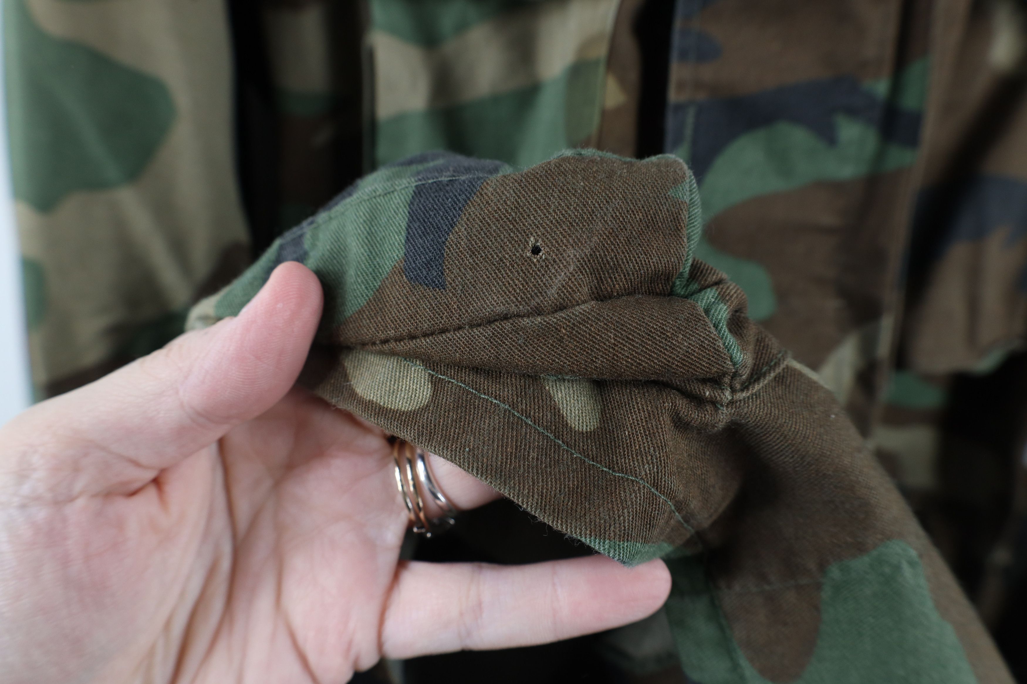 Vintage Vintage 80s Woodland Camouflage Combat Coat Jacket USA Size US S / EU 44-46 / 1 - 5 Thumbnail