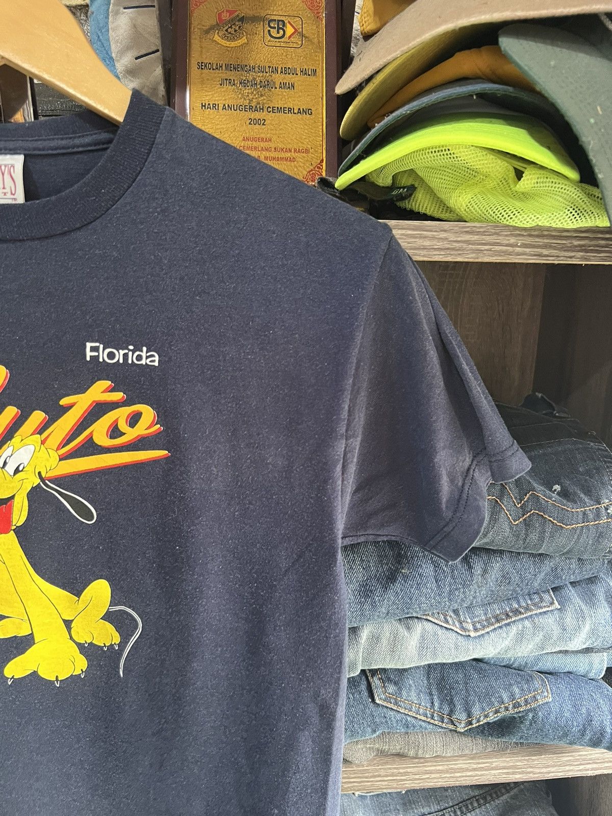 Cartoon Network 🔥Vintage Disney Pluto Florida Mirror Print Tees Size US XS / EU 42 / 0 - 6 Thumbnail