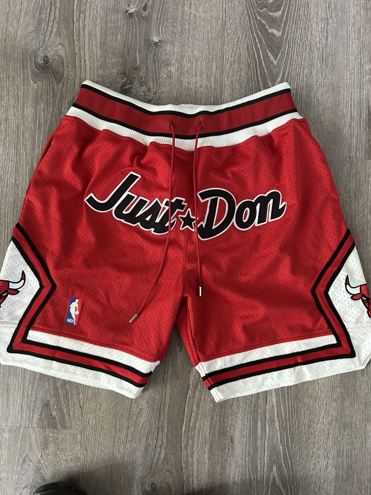 Just Don × Mitchell & Ness NWT Brand New Extremely Rare Chicago Bulls Just Don Shorts M Size US 32 / EU 48 - 1 Thumbnail