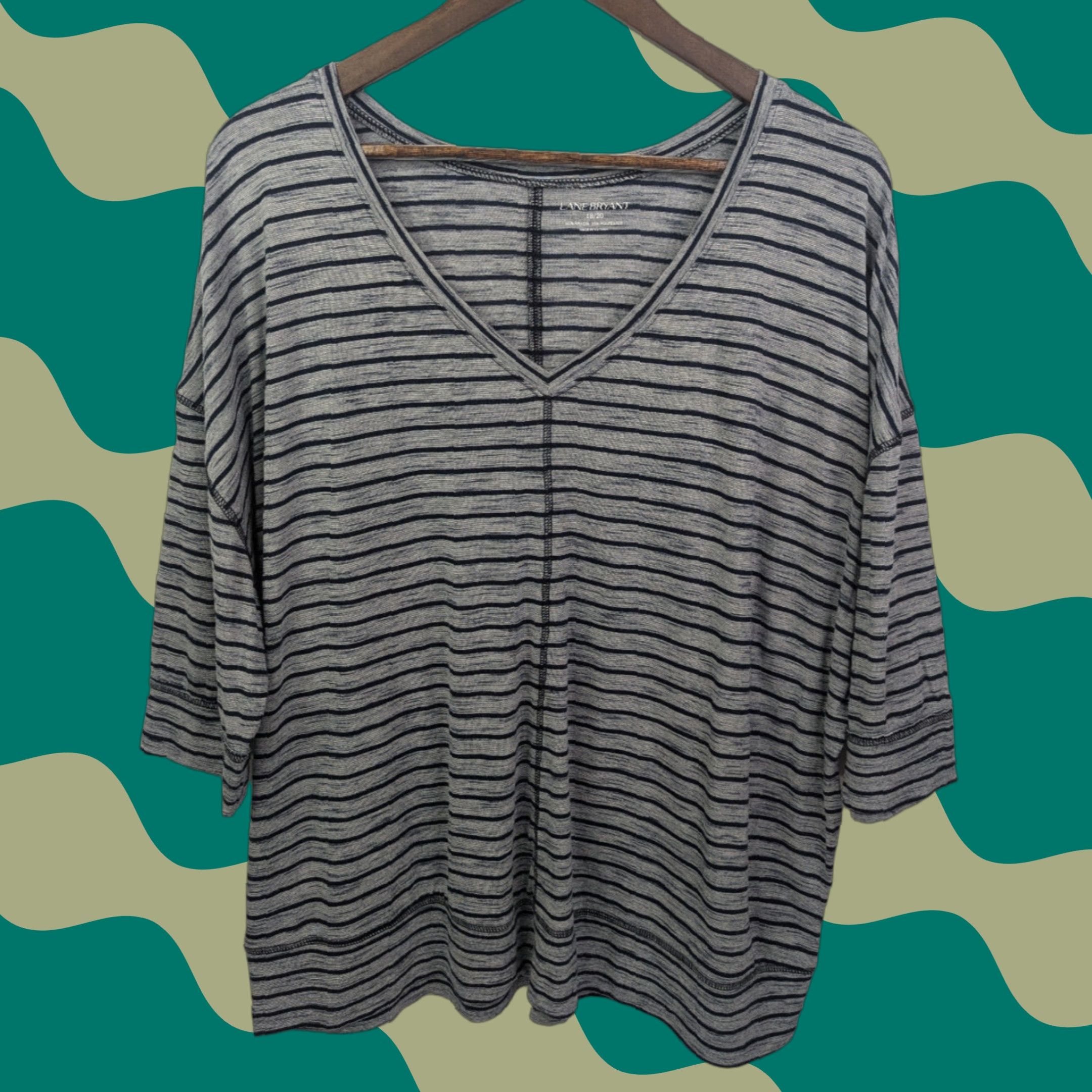 Vintage Lane Bryant Shirt Women's 18/20 Gray Striped Short Sleeve V-Neck Plus Size Size XXL / US 16-18 / IT 52-54 - 1 Thumbnail