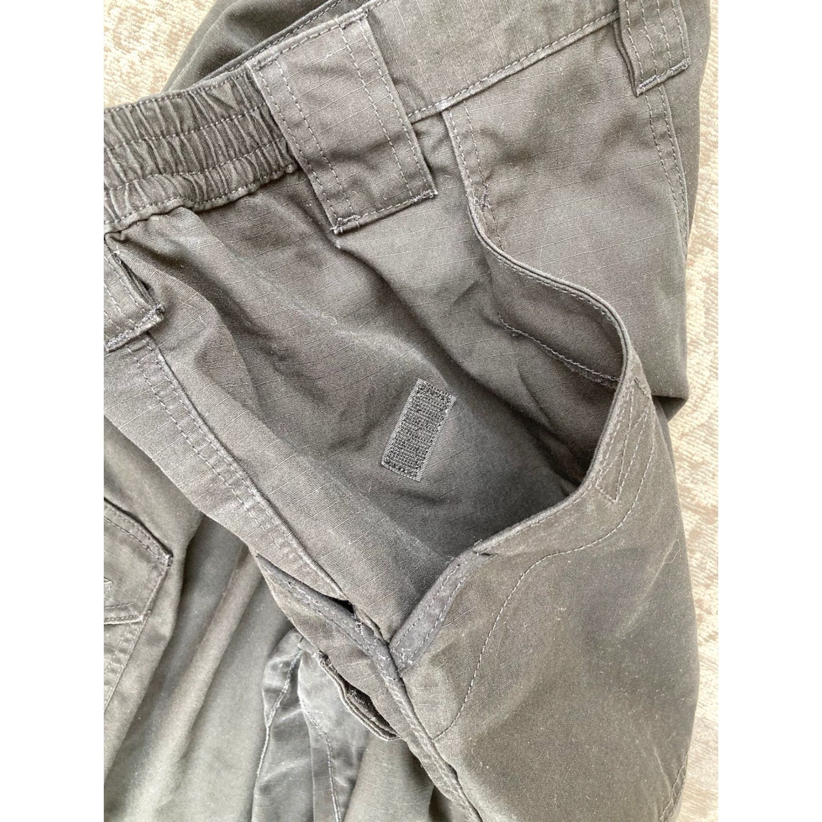 Vintage 5.11 Tactical Pants Cargo Regular 36 Black 5-Pocket Lightweight Breathable Poly Mens Jeans & Pants Size US 36 / EU 52 - 6 Thumbnail